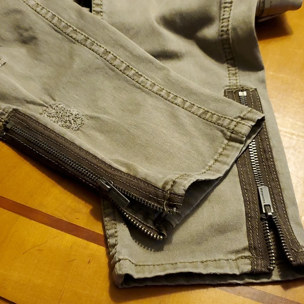 BCBG Max Azria Vintage Army Style Fatigue Wash Women's Pants - Size 26 - Picture 8 of 14